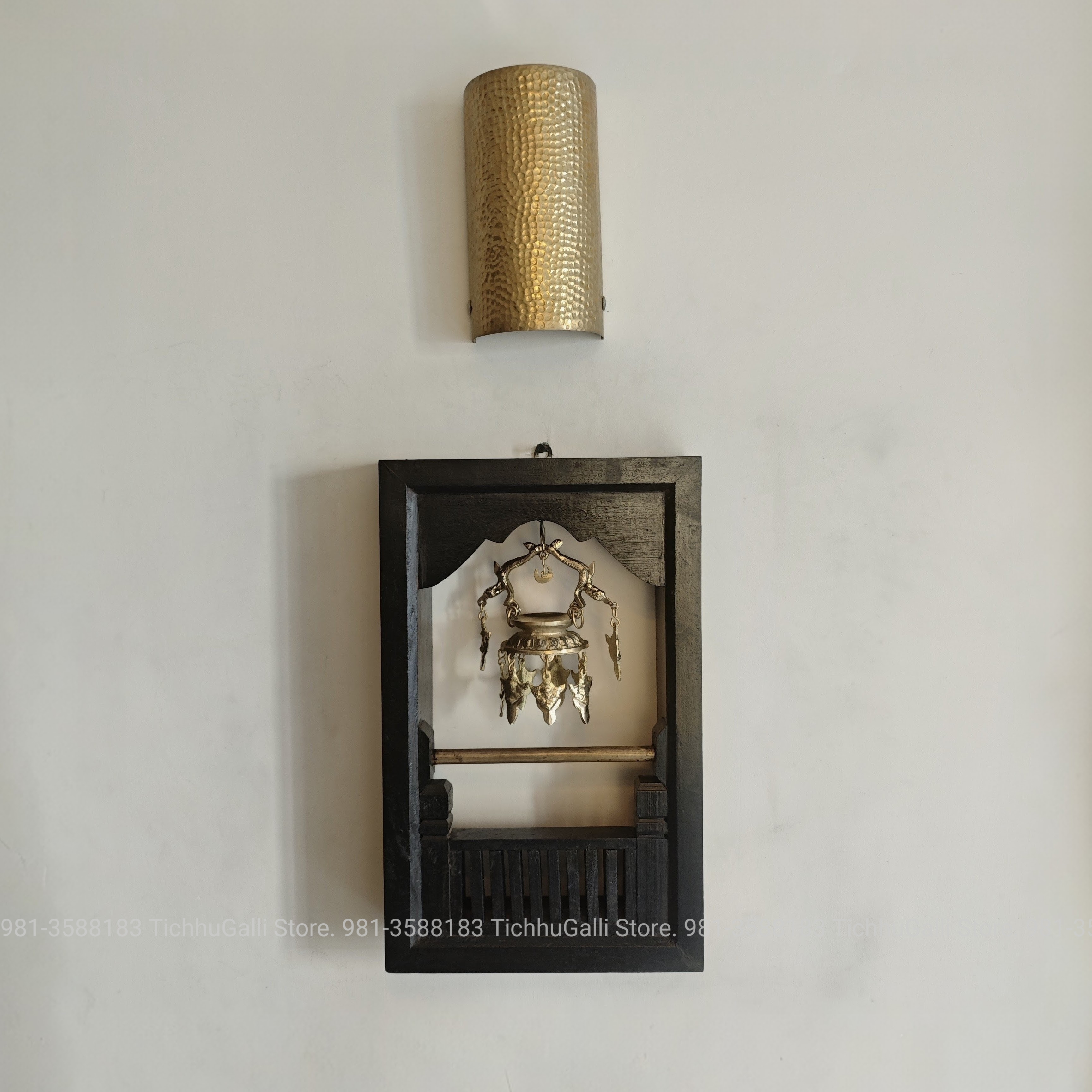 Dark Dalucha Window with Brass Handle 11x17"